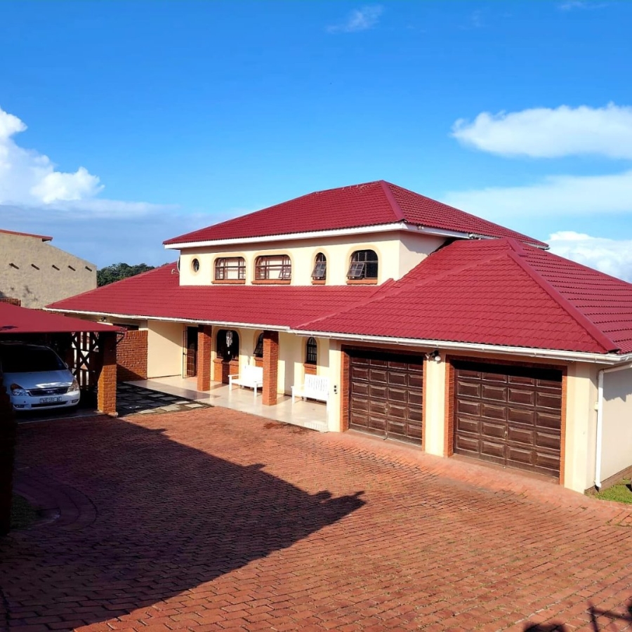 6 Bedroom Property for Sale in Baysville Eastern Cape